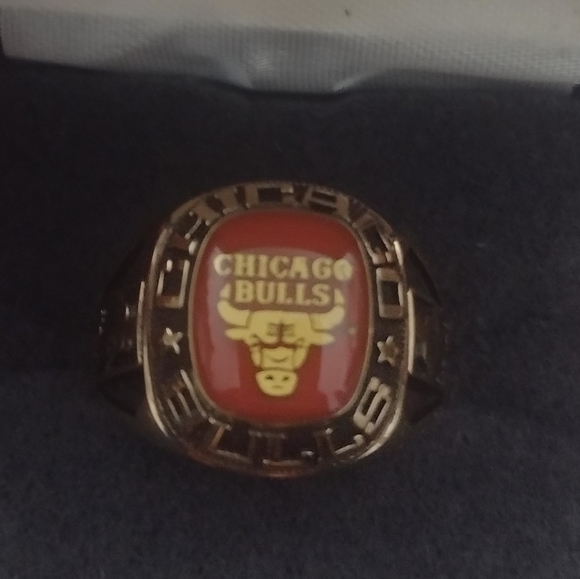 CHICAGO BULLS SIZE 12 MEMORABILIA 14K 3x GOLD PLATED NBA BASKETBALL RING BUNDLE - Picture 11 of 17